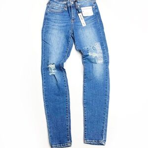 William Rast Mid Rise Perfect Skinny Iconic Vintage 28 NWT